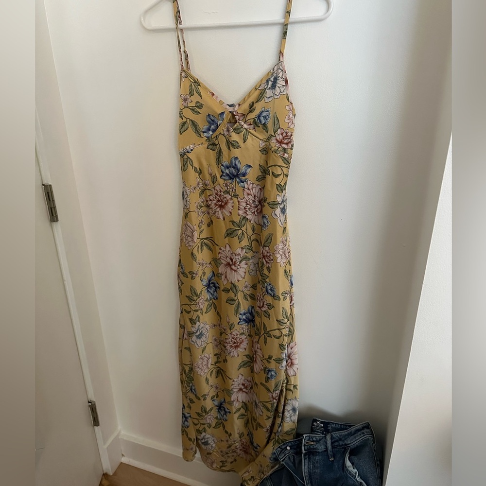 Floral yellow dress